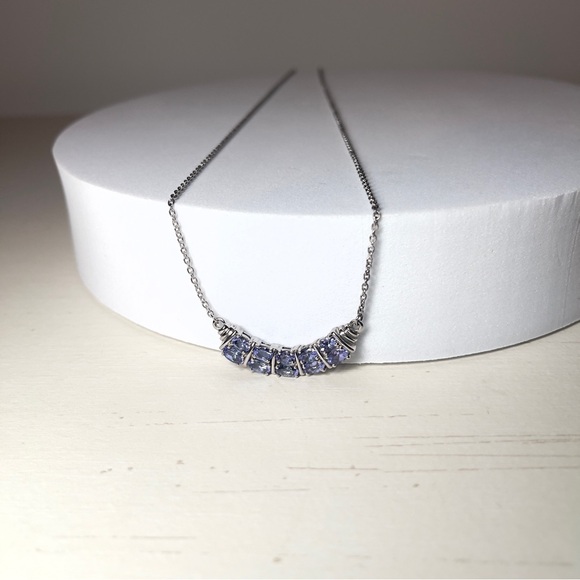 925 Silver Arc Pendant Necklace with Oval Grain Set Tanzanite Gemstones - Picture 6 of 16